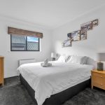 41 Snowski 181 Pic Charlie Brown